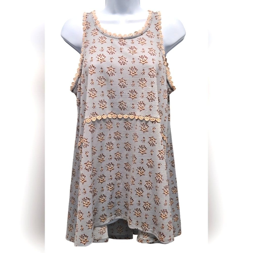 0008 LC Lauren Conrad Floral Lace Trimmed Sleeveless Tank Top Light Blue Medium